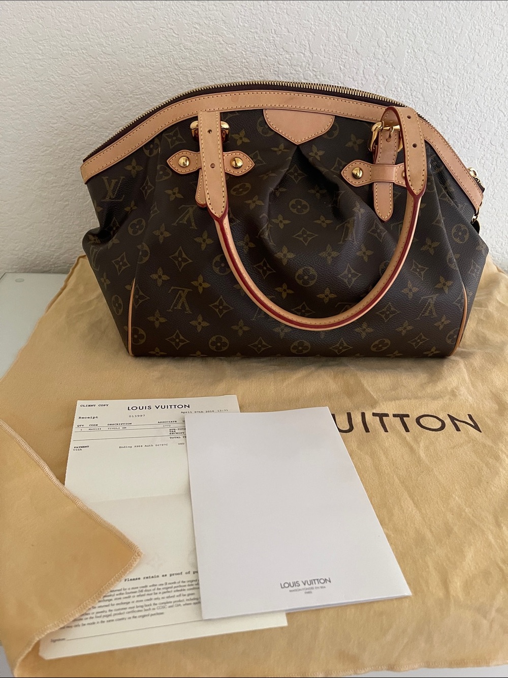 LOUIS VUITTON TIVOLI GM BAG
AUTHENTIC - Picture 15 of 17